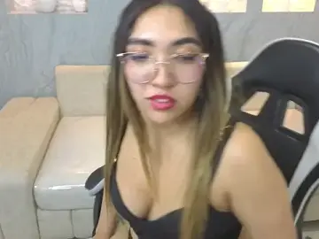 Stripchat Free Porn Cam of xanthe_tx