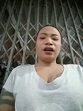 Stripchat Watch Live Sex Cams of KinkyKit_May