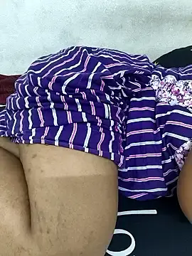 Stripchat Live Porn of MaaliiiPonuTamil
