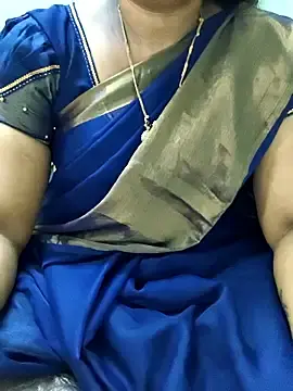 Stripchat Free Porn Cam of MaaliiiPonuTamil
