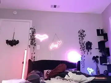 Stripchat Live Porn of Ivey_Strigoi