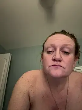 Stripchat Live Porn of Kellilyn10