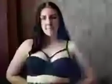 Stripchat Live Sex Cam of MoroseViki