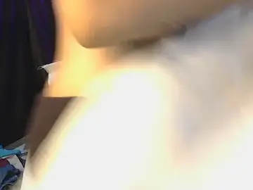 Stripchat Live Sex Cam of Siya_Glows