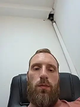 Stripchat Live Sex of MrHot20cm