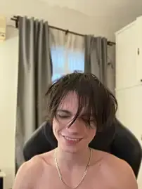 Stripchat Best live sex cam show of SasukeUhchiaa