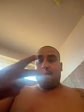 Stripchat Sex Cam of LA_cloudzzpnp
