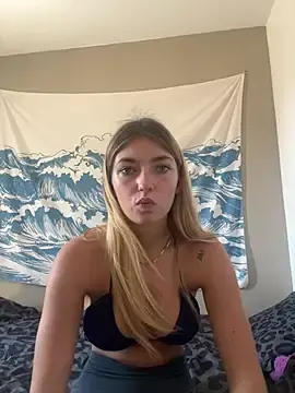 Stripchat Free Live Porn of camille_2007