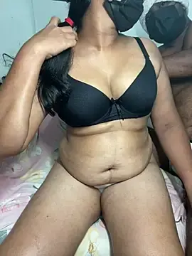 Stripchat Free Porn Cam of J-hens90