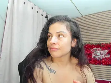 Stripchat Sex Cam of rosse_2504