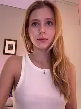Stripchat Best live sex cam show of LunaRase