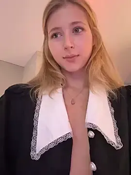 Stripchat Best live sex cam show of LunaRase