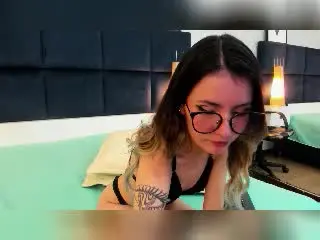 Xlovecam Adult Video Chat of LilaLaurent