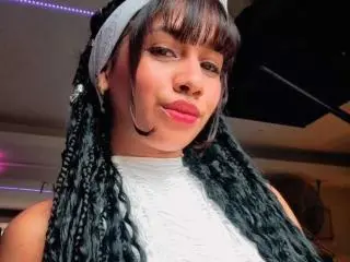 Xlovecam Free Porn Cam of LovelyColombiaAngel