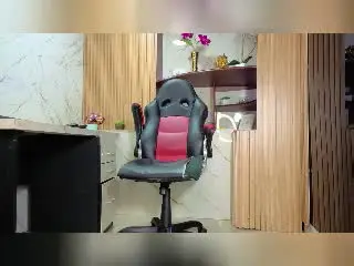 Xlovecam Sex Chat of MisseScarleth