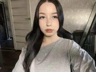 Xlovecam Live Sex Cam of TaniaRaffa