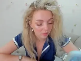 Xlovecam Free Live Porn of SugarrX