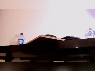 Xlovecam Watch Live Sex Cams of LisaBigCok