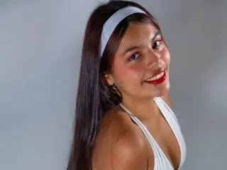 Xlovecam Live Sex Cam of AlyssaGreen