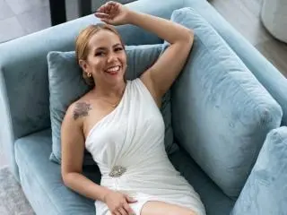 Xlovecam Best live sex cam show of AmberDillucca