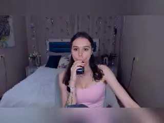 Xlovecam Adult Webcam of EmelyHailey