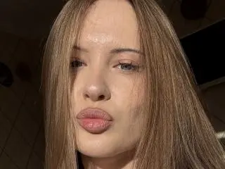 Xlovecam Sex Cam of JoelleCanal