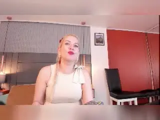 Xlovecam Watch Live Sex Cams of GiuliaAddams