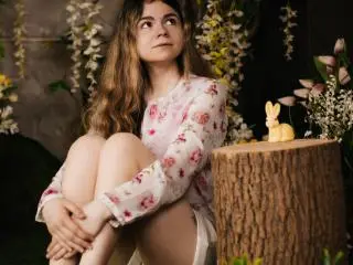 Xlovecam Live Sex Cam of TinaRedly