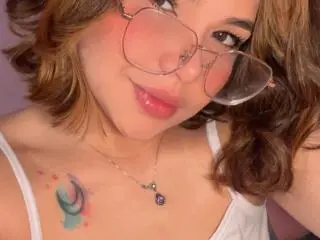 Xlovecam Sex Cam of ElaAmmy