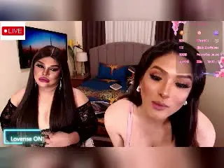 Xlovecam Adult Webcam of InsatiableQueensX