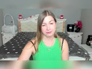 Xlovecam Sex Chat of LoriEla