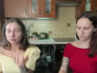 Xlovecam Live Porn of HotCaramelsTrio