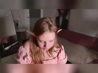 Xlovecam Free Porn Cam of LunaPixel
