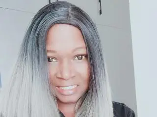 Xlovecam Live Sex Cam of PrettyAriah