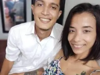 Xlovecam Watch Live Sex Cams of AlejoyMaria