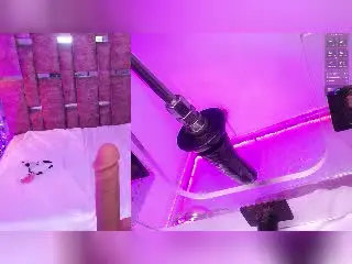 Xlovecam Live Sex Cam of KristtieEva