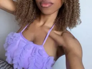 Xlovecam Nude Webcam of Ninah69