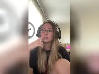 Xlovecam Free Live Porn of Meeranda