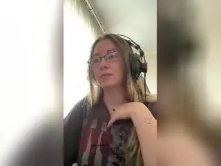 Xlovecam Private Sex Chat of Meeranda