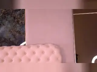 Xlovecam Private Sex Chat of BellaNoirre
