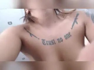Xlovecam Adult Webcams of MadiySony