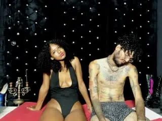 Xlovecam Live Porn of JeniferandBenn