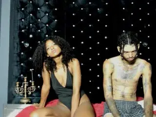 Xlovecam Live Sex Cam of JeniferandBenn
