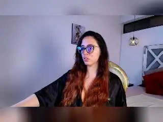 Xlovecam Live Sex Cam of Rosalinnes