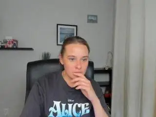 Xlovecam Private Sex Chat of LadyAlessa