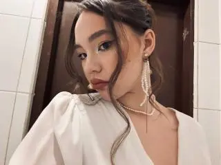 Xlovecam Live Sex Cam of MyrtisTonti