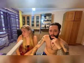 Xlovecam Adult Webcams of MikeAndAnna