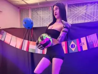 Xlovecam Nude Webcam of ViolettaSquirt
