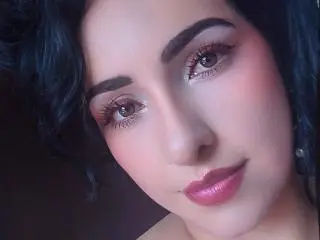 Xlovecam Watch Live Sex Cams of LuluFrancaise
