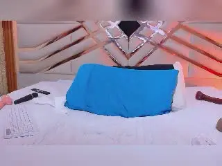 Xlovecam Free Live Porn of MissFoster